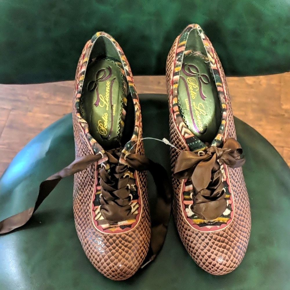 Poetic Licence Backlash Leather and Fabric Pump